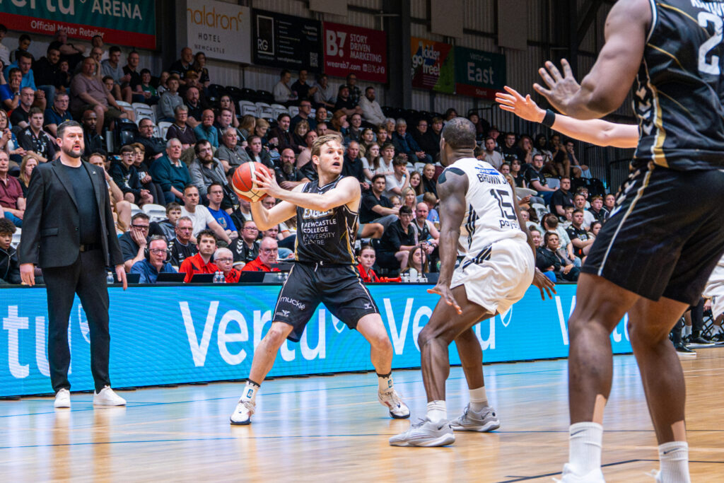 Mitch Clarke in action for Newcastle Eagles during the 2025/26 SLB season.