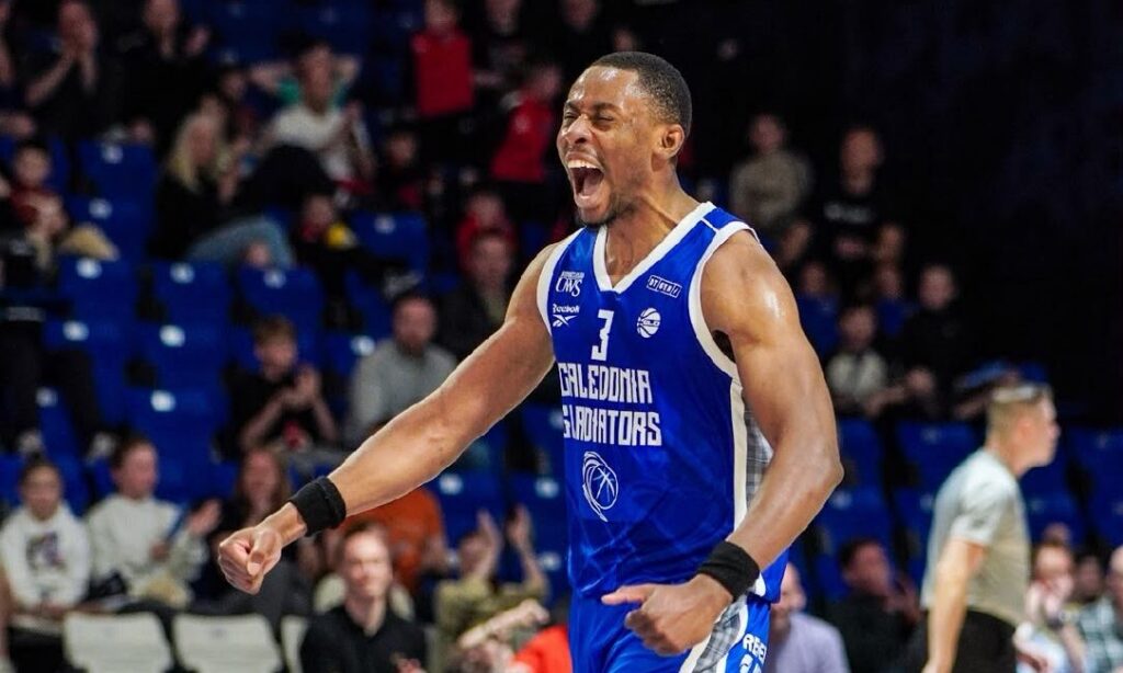 Trevond Barnes in game action before signing for Newcastle Eagles.